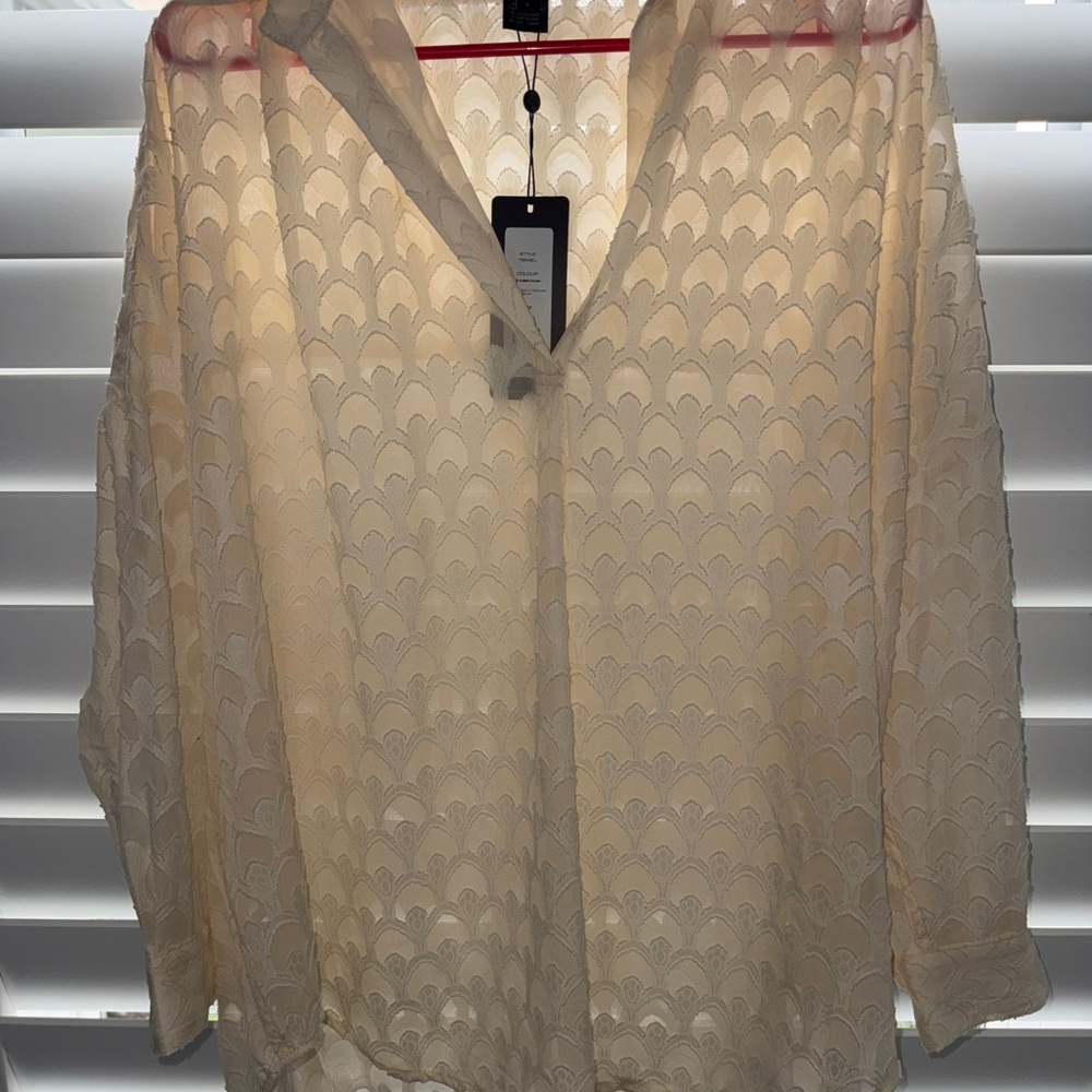 French Connection Cream Sheer 3/4 Sleeve Blouse